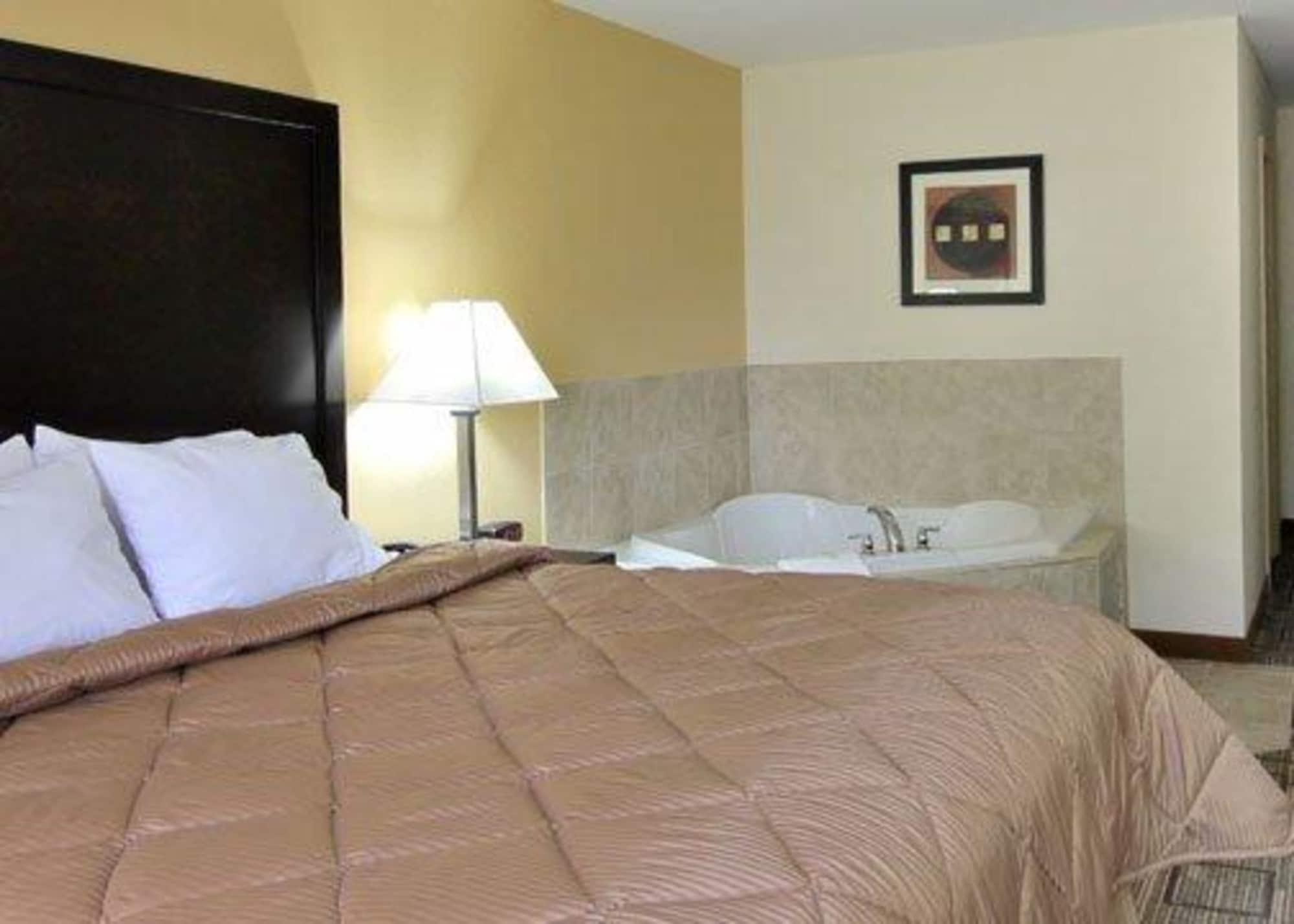 Quality Inn & Suites Greenville Near Downtown Luaran gambar
